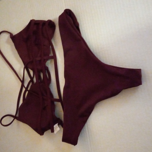 2-Piece Burgundy Strappy Back Bikini Swimsuit Size S NWOT - Picture 3 of 8